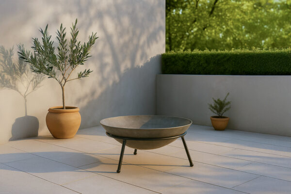 Tulease BASTIAN, must