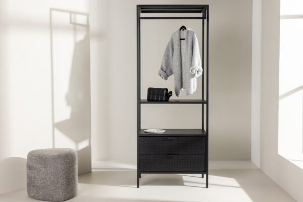 Riidenagi MALIBU, must